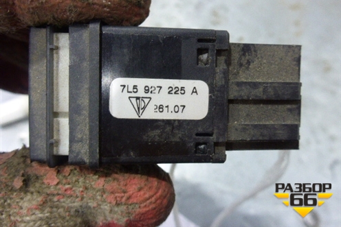 Кнопка (PSM OFF) (7L5927225A) для Porsche Cayenne с 2003-2010г (Каен)