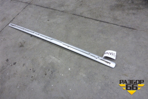 Рейлинг на крышу правый (7L5860184L) для Porsche Cayenne с 2003-2010г (Каен)