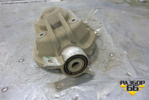 Кронштейн амортизатора (правый) (7L0512345) для Porsche Cayenne с 2003-2010г (Каен)