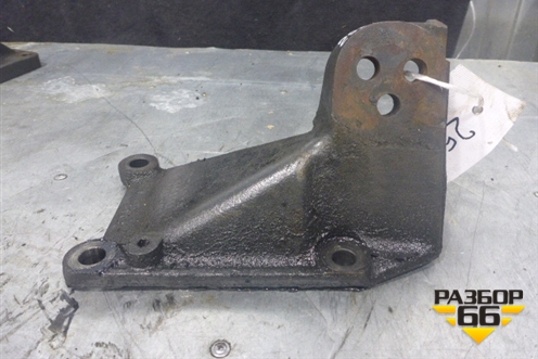 Кронштейн двигателя правый  (передний) (1502969) для Scania 5 R Series с 2004-2016г