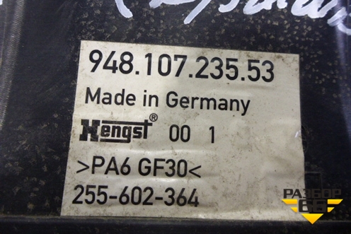 Сапун (правый 4.8л M4851) (94810723553) для Porsche Cayenne с 2003-2010г (Каен)