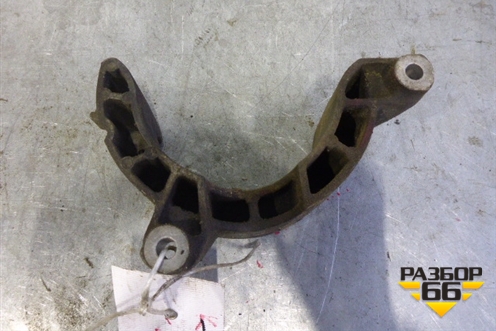 Кронштейн генератора (4.8л M4851) для Porsche Cayenne с 2003-2010г (Каен)