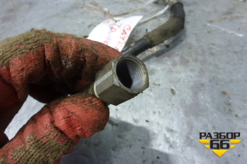 Трубка топливная (4.8л M4851) для Porsche Cayenne с 2003-2010г (Каен)