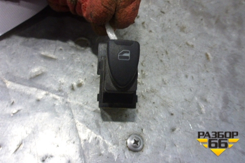 Кнопка стеклоподъёмника (задняя правая) (F3746210) для Lifan Smily с 2010г (Смайли)