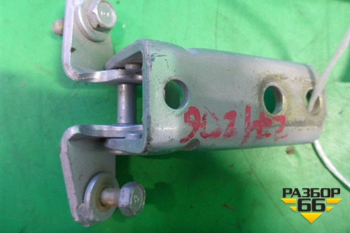 Петля двери задней правой нижняя (MR302270) для Mitsubishi Lancer-9  с 2003-2008г (Лансер)