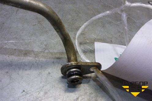 Трубка масляная (на турбину 1.2л TSI CJZA) (04E145140E) для Skoda Octavia (A7) с 2013г (Октавия)