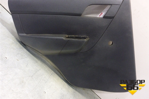 Обшивка двери задней левой под механику (хетчбэк) (96955961) для Chevrolet Aveo (T250) с 2005-2011 (Авео Т250)