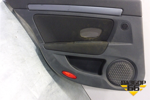 Обшивка двери задней левой под электрику (лифтбэк) для Renault Laguna-3 с 2009г (Лагуна)