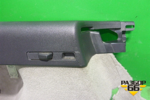 Обшивка багажника левая (39856467) для Volvo C30 с 2006г