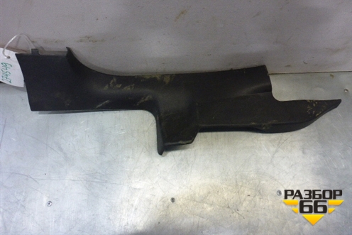 Накладка порога внутренняя заднего правого (лифтбэк) (768980001R) для Renault Laguna-3 с 2009г (Лагуна)