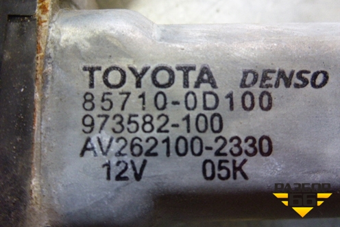 Стеклоподъёмник электрический задний левый (857100D100) для Toyota Auris с 2006-2012г (Аурис)