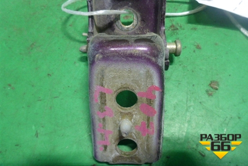 Петля двери задней левой нижняя для Peugeot 407 с 2004г