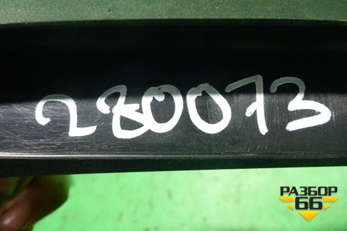 Накладка двери передней правой (на рамку 5ти дверный кузов) (BJ3220904A) для Land Rover Range Rover Evoque с 2011-2018г (Евог)