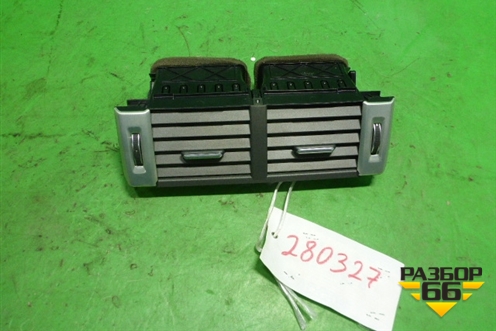 Дефлектор воздушный центральный (BJ32014L21AB) для Land Rover Range Rover Evoque с 2011-2018г (Евог)