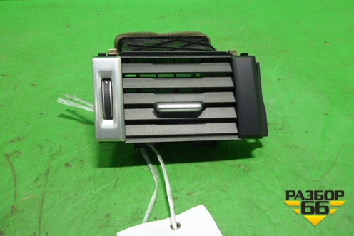 Дефлектор воздушный левый (BJ32018B09BB) для Land Rover Range Rover Evoque с 2011-2018г (Евог)