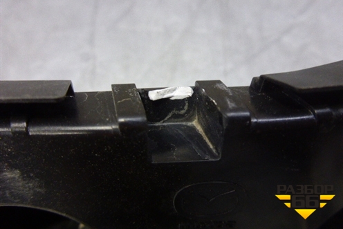 Кронштейн заднего бампера правый (KD53502H1) для Mazda CX 5 с 2012-2016г (СХ5)