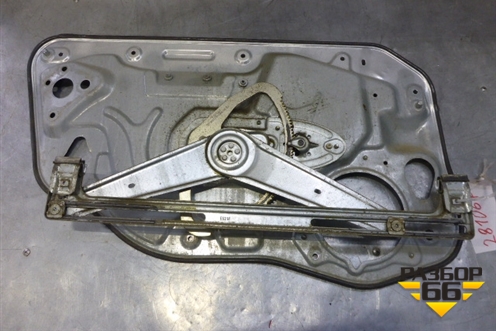 Стеклоподъёмник электрический передний правый (8679081) для Volvo S40 с 2004-2012г (C40)