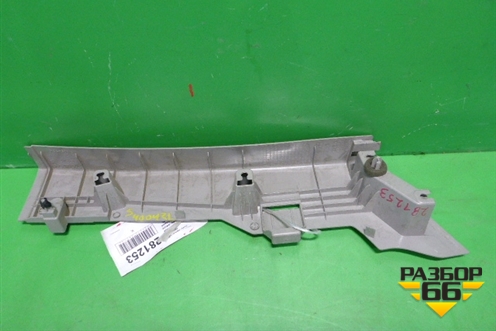 Обшивка стойки задняя нижняя левая (8663548) для Volvo S40 с 2004-2012г (C40)