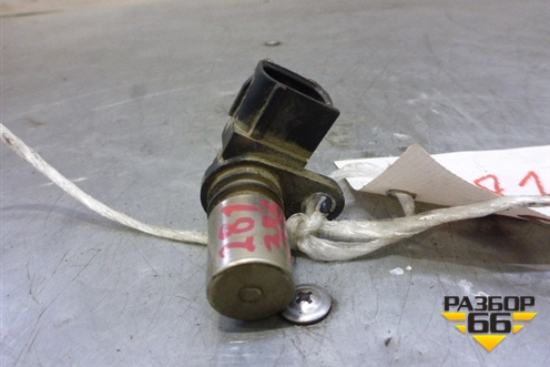 Датчик положения коленвала (2.4л B5244S) для Volvo S40 с 2004-2012г (C40)