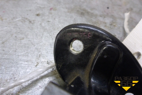 Петля двери задней правой верхняя для Volvo S40 с 2004-2012г (C40)