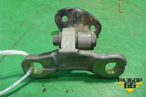 Петля двери задней правой нижняя для Volvo S40 с 2004-2012г (C40)