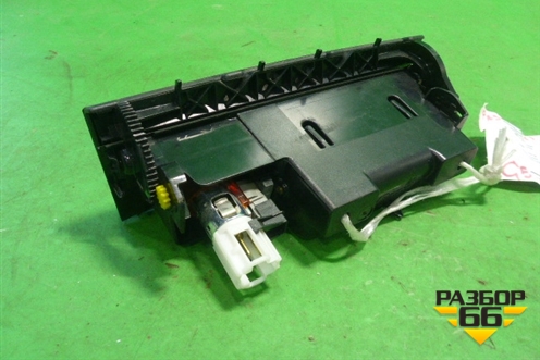 Пепельница (передняя) (5C0863284A) ( 3C0857961A) для Volkswagen Passat (B6) с 2005-2010г (Пассат Б6)