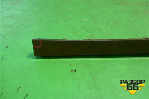 Накладка на торпедо (центральная) (3C0858336H) для Volkswagen Passat (B6) с 2005-2010г (Пассат Б6)