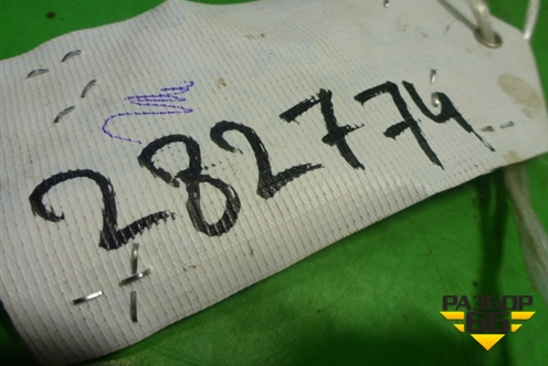 Накладка на торпедо (центральная) (3C0858336H) для Volkswagen Passat (B6) с 2005-2010г (Пассат Б6)