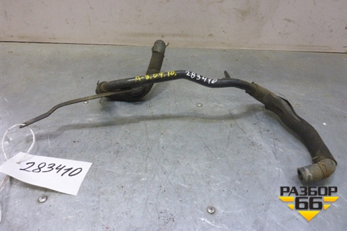 Трубка системы охлаждения (4E0121399) для Audi A8 с 2002-2010г (А8)