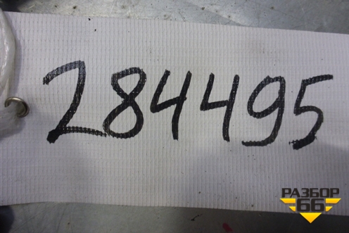 Решетка в передний бампер центральная (до 2010г) (6H5217K946AA) для Land Rover Freelander 2 с 2007г (Фрилендер)