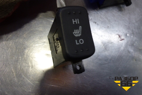 Кнопка обогрева сидений (M33026) для Honda CR-V(RE) с 2006-2012г (ЦРВ СРВ)