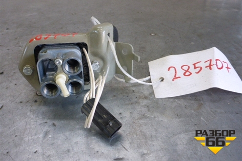 Кран стояночного тормоза (9617231570) для Mercedes Benz TRUCK Axor 2 с 2004г (Аксор)