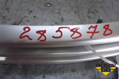 Решетка в передний бампер левая (накладка) для Land Rover Range Rover 4 с 2013-2022г (Вог)