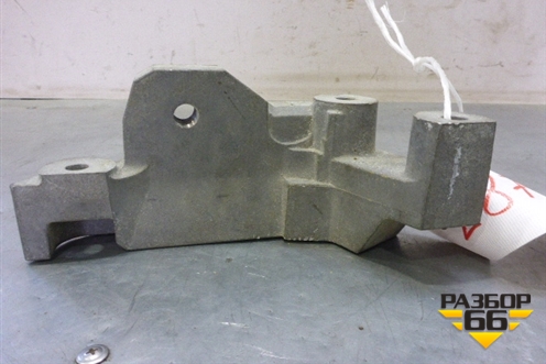 Кронштейн двигателя правый для Nissan Tiida (C11X) с 2004-2013г (Тиида)