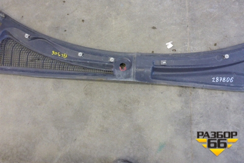 Решетка стеклоочистителей (12802448) для Cadillac BLS с 2006г (БЛС)