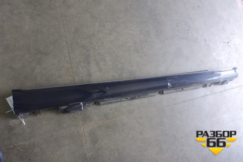 Накладка на порог наружная правая (A2056903240) для Mercedes Benz C-Klass W205 с 2014г (Ц)