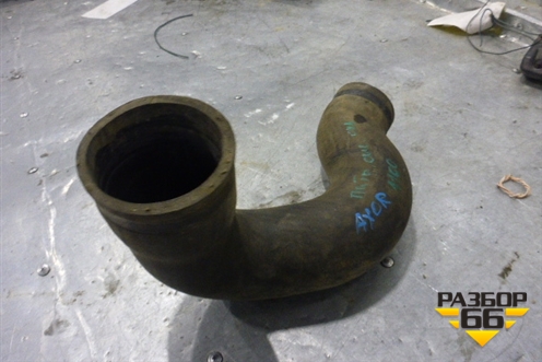 Патрубок системы охлаждения для Mercedes Benz TRUCK Axor 2 с 2004г (Аксор)