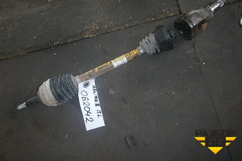 Привод передний левый (МКПП 1.6л под ABS) для Renault Megane 2 с 2002-2009г (Меган)