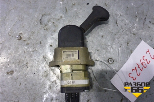 Кран стояночного тормоза (А0004200284) для Mercedes Benz TRUCK Axor 2 с 2004г (Аксор)