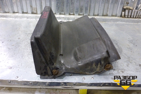 Пыльник двигателя  (Задний) (9425205723) для Mercedes Benz TRUCK Axor 2 с 2004г (Аксор)