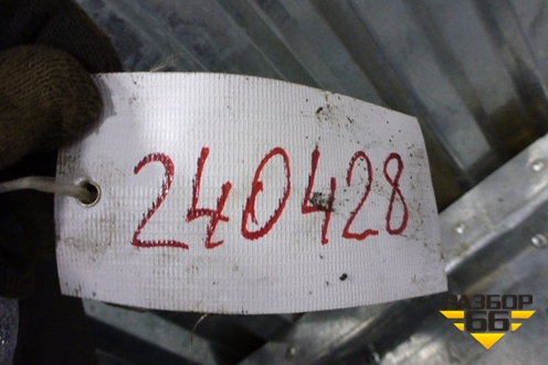 Пыльник двигателя  (Задний) (9425205723) для Mercedes Benz TRUCK Axor 2 с 2004г (Аксор)