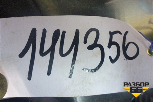 Панель внутренняя двери правой для Mercedes Benz TRUCK Axor 2 с 2004г (Аксор)