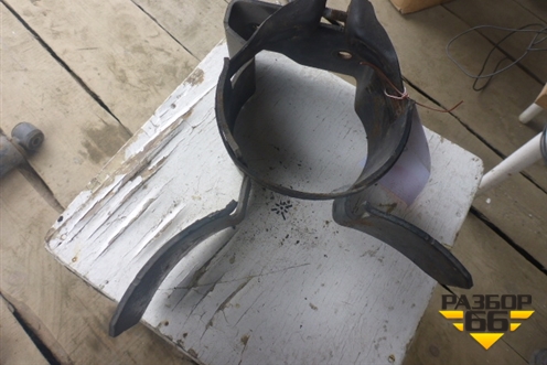 Кронштейн воздушного ресивера для Mercedes Benz TRUCK Axor 2 с 2004г (Аксор)