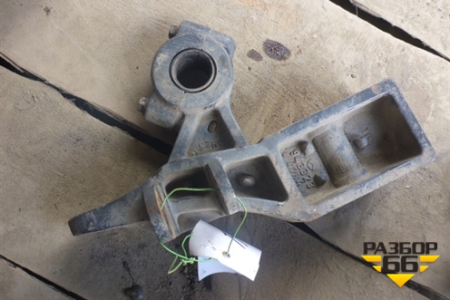 Кронштейн переднего стабилизатора  (правый) (9433234784) для Mercedes Benz TRUCK Axor 2 с 2004г (Аксор)