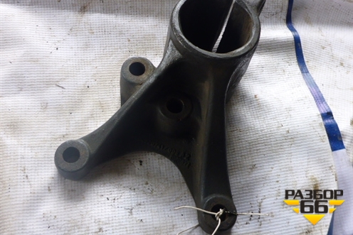 Кронштейн глушителя (основного к раме) (9424920741) для Mercedes Benz TRUCK Axor 2 с 2004г (Аксор)