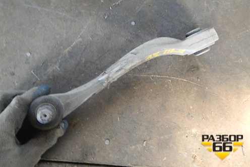 Рычаг передний левый верхний для Audi A8 с 2002-2010г (А8)