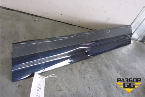 Накладка двери передней правой (7P5837788S) для Porsche Cayenne с 2010-2017г (Каен)