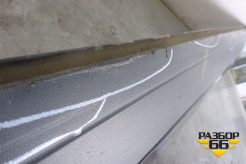 Накладка двери передней правой (7P5837788S) для Porsche Cayenne с 2010-2017г (Каен)