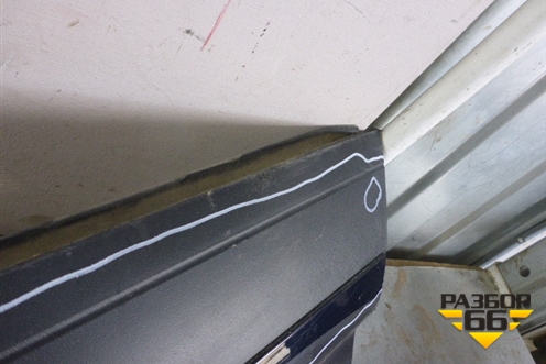 Накладка двери передней правой (7P5837788S) для Porsche Cayenne с 2010-2017г (Каен)