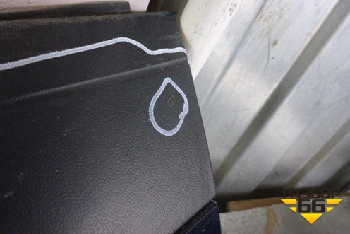 Накладка двери передней правой (7P5837788S) для Porsche Cayenne с 2010-2017г (Каен)